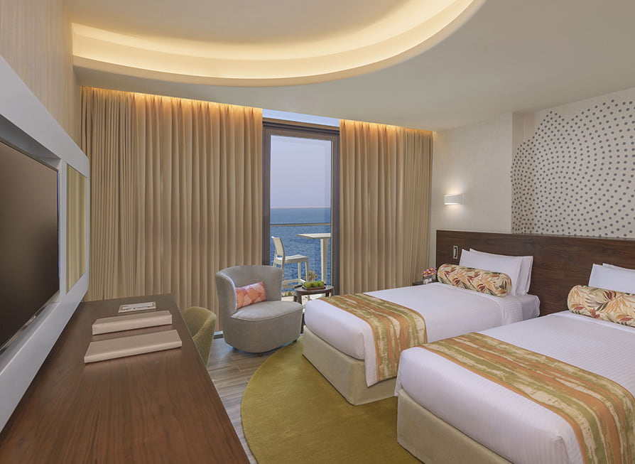 MGallery-Club Room King or Twin Bed with Balcony and Club Lounge Access